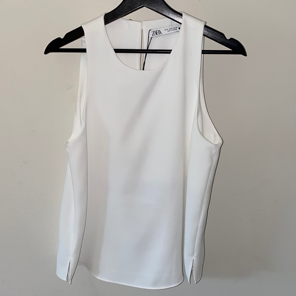 New Zara white flowy top